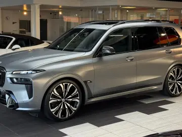 BMW X7 M60 I
