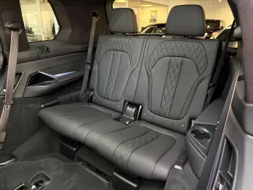 BMW X7 M60 I