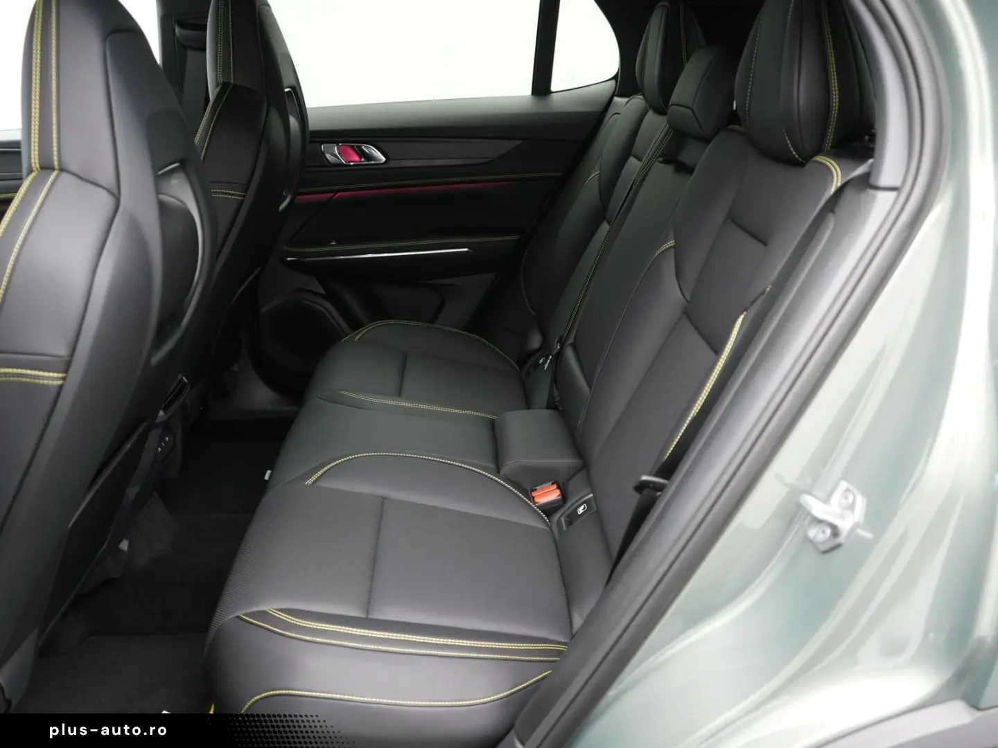 LYNC AND CO 01 1.5 PHEV More  PANO INFI MEMO 360  20  ACC