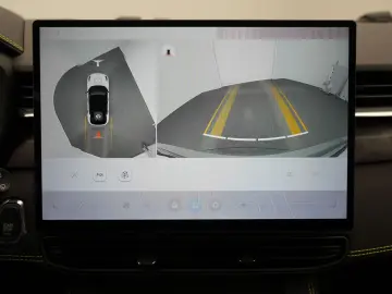 LYNC AND CO 01 1.5 PHEV More  PANO INFI MEMO 360  20  ACC