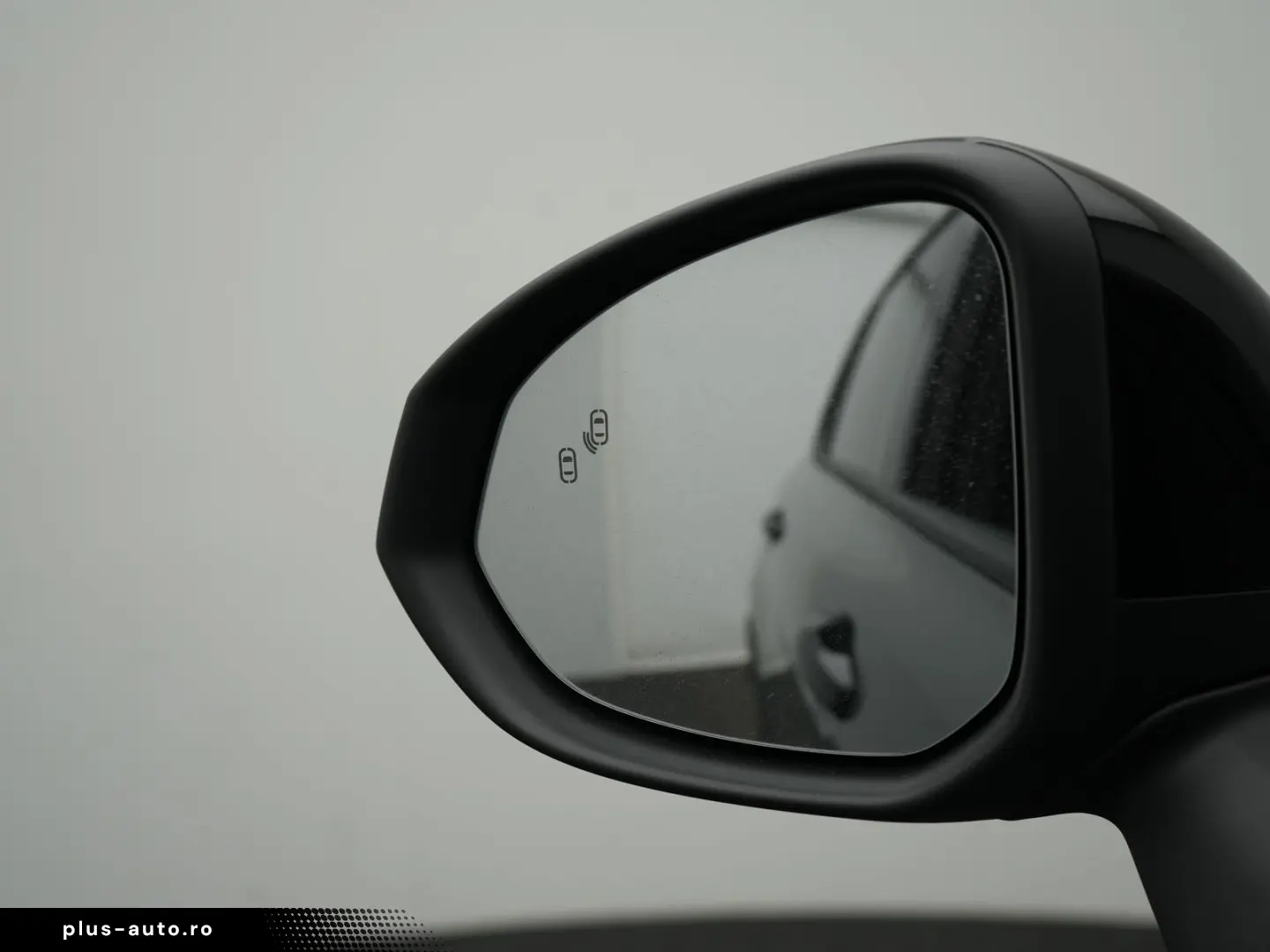 LYNC AND CO 01 1.5 PHEV More  PANO INFI MEMO 360  20  ACC