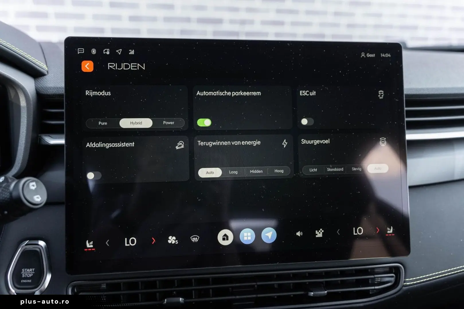 LYNC AND CO 01 1.5 Core PHEV   Model 2025   ACC   Keyless En