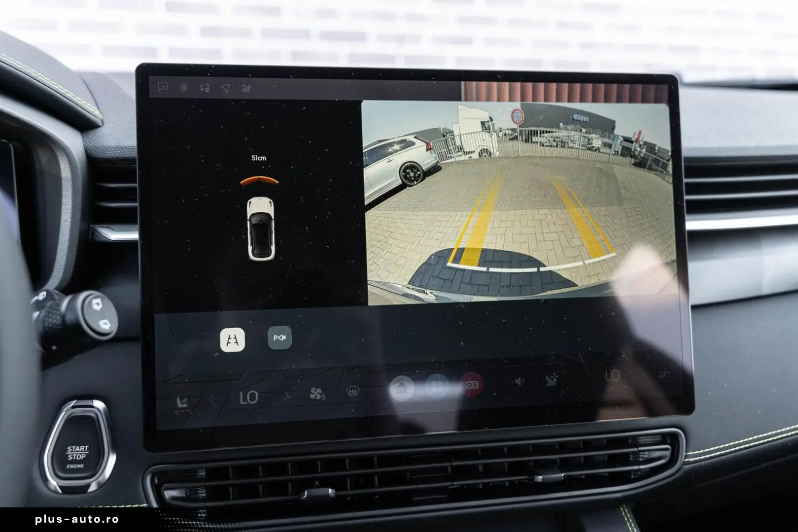 LYNC AND CO 01 1.5 Core PHEV   Model 2025     ACC   Keyless