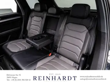 VW TOUAREG 3.0TSi 4M R-LINE ACC PANO DYNAUDIO KAM.