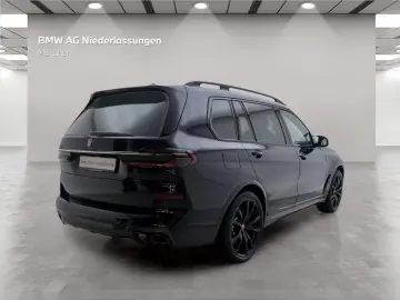 BMW X7 M60 i xDrive M Sport
