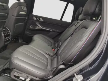 BMW X7 M60 i xDrive M Sport