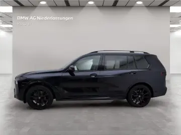 BMW X7 M60 i xDrive M Sport