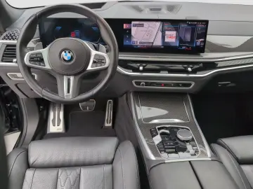 BMW X7 M60 i xDrive M Sport