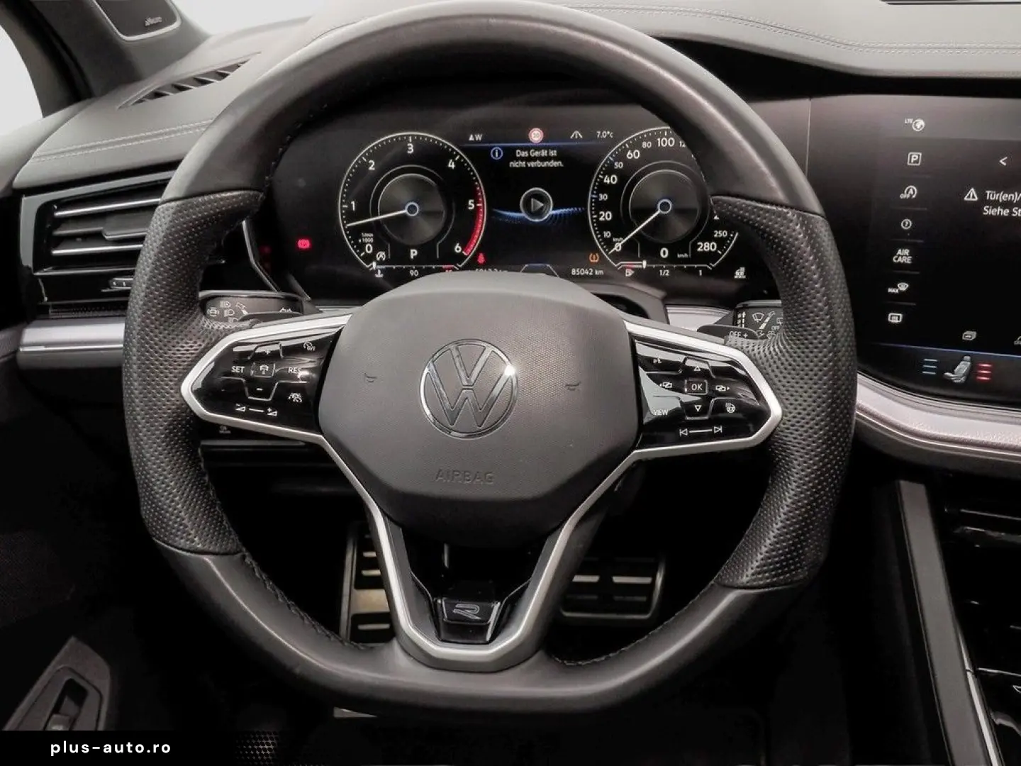 VW Touareg 3.0 TDI R-Line 4Motion 22  AHK BLACKSTYL