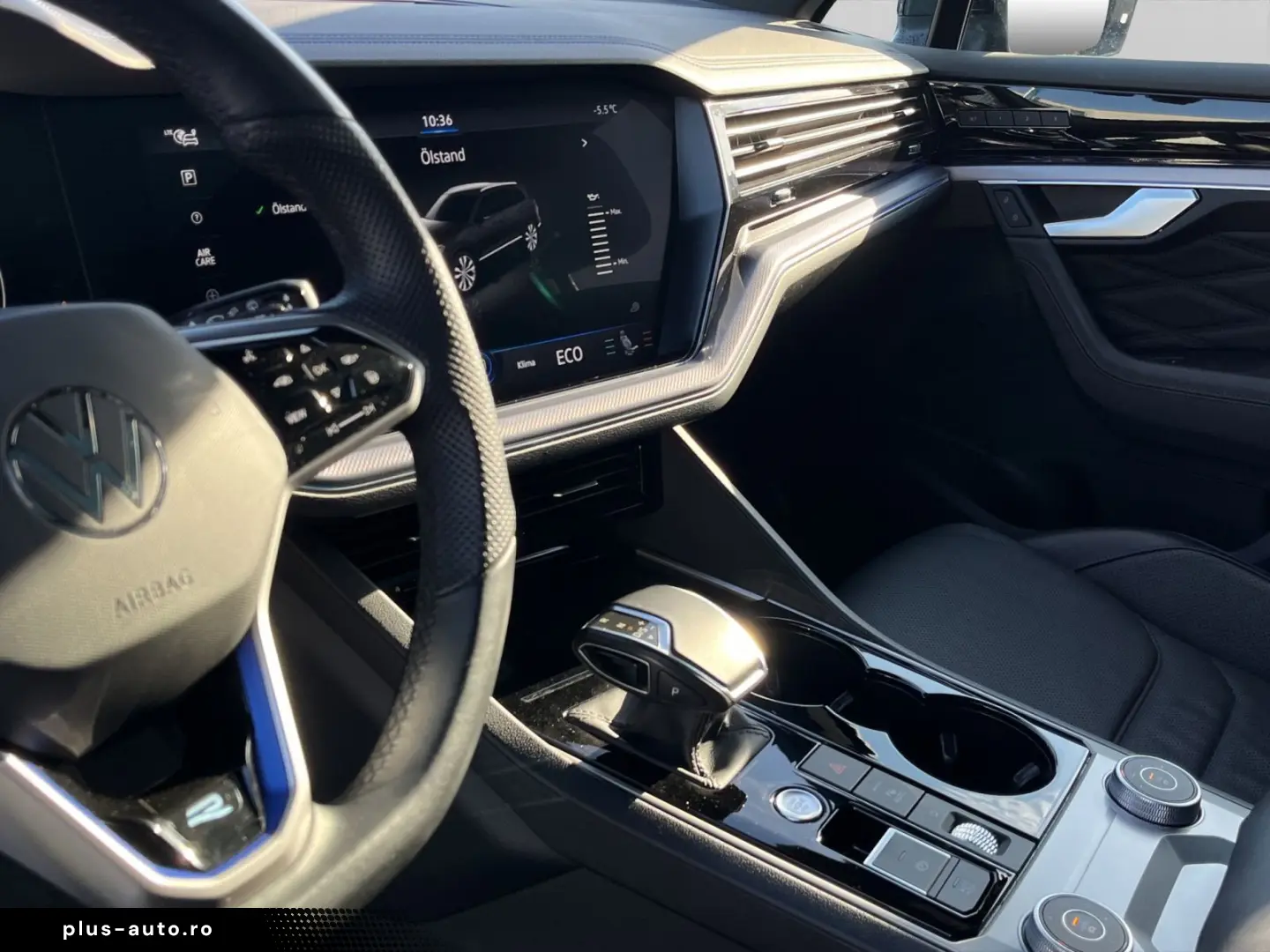 VW Touareg R V6 eHybrid Voll Pano Matrix Sthz Leder