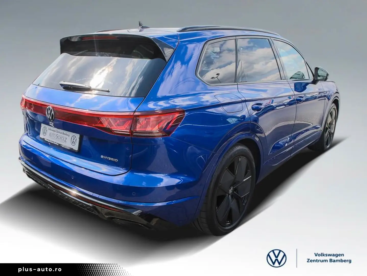 VW Touareg 3.0 TSI eHybrid DSG R PANO AHK RFK ACC