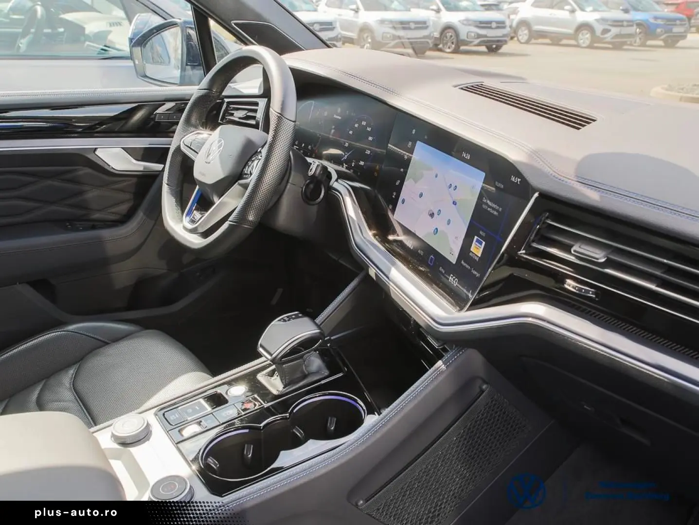 VW Touareg 3.0 TSI eHybrid DSG R PANO AHK RFK ACC