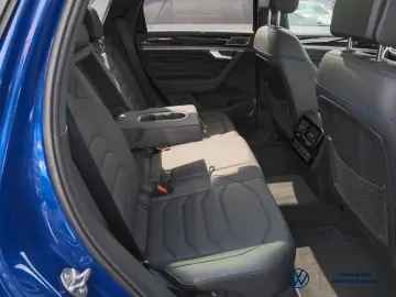 VW Touareg 3.0 TSI eHybrid DSG R PANO AHK RFK ACC