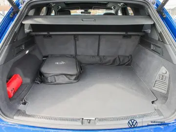 VW Touareg 3.0 TSI eHybrid DSG R PANO AHK RFK ACC