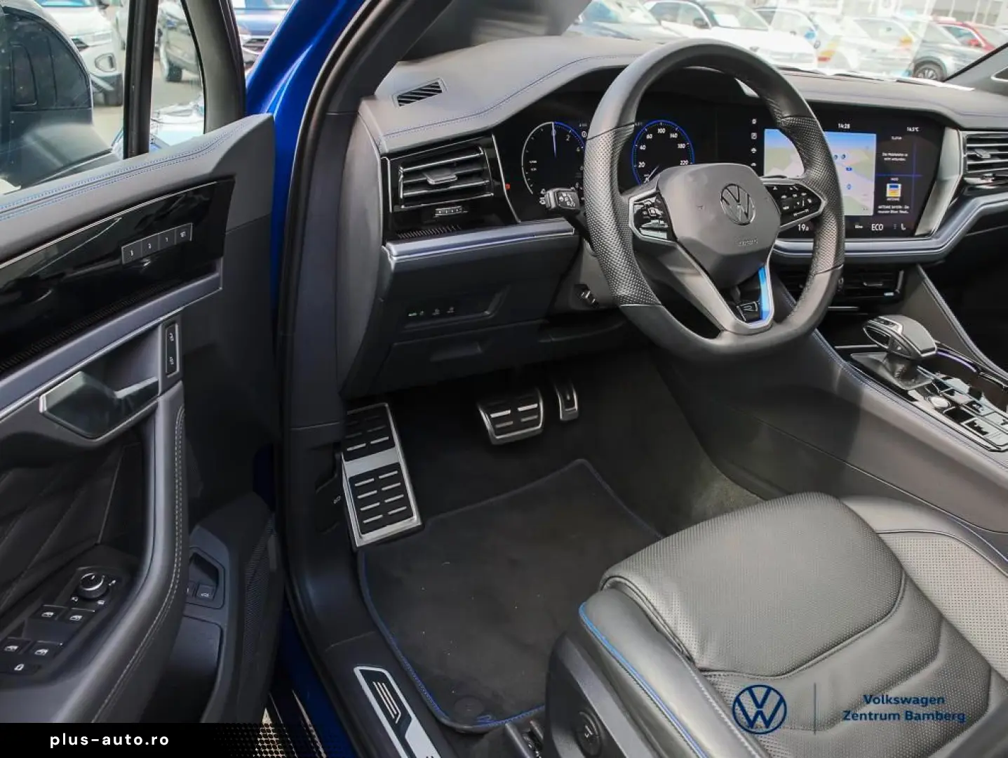 VW Touareg 3.0 TSI eHybrid DSG R PANO AHK RFK ACC