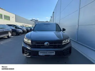 VW Touareg R-LINE 3.0 TDI DSG NAVI PANO AHK KOMFORT