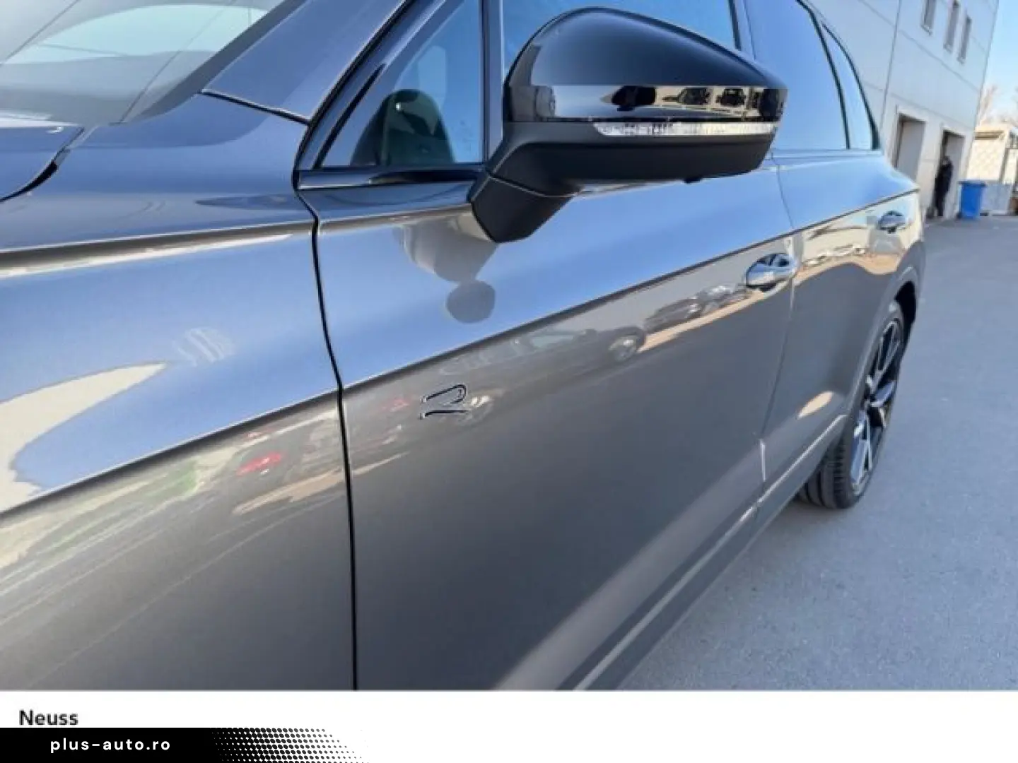 VW Touareg R-LINE 3.0 TDI DSG NAVI PANO AHK KOMFORT