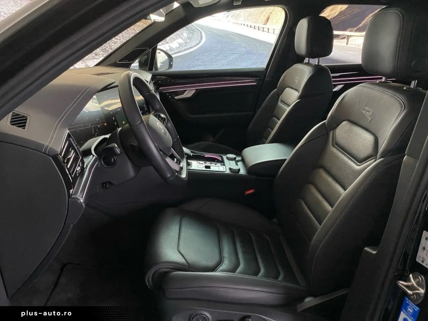 VW Touareg 3.0 TDI R-Line AHK STANDHZG BLACK 22ZOLL