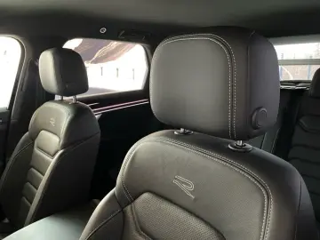 VW Touareg 3.0 TDI R-Line AHK STANDHZG BLACK 22ZOLL