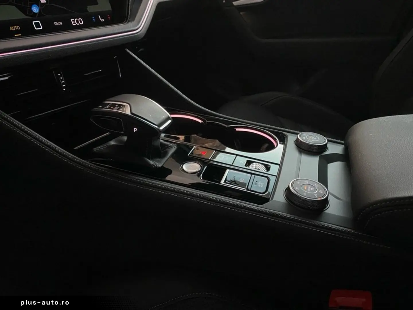 VW Touareg 3.0 TDI R-Line AHK STANDHZG BLACK 22ZOLL