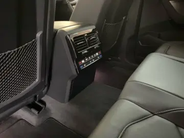 VW Touareg 3.0 TDI R-Line AHK STANDHZG BLACK 22ZOLL