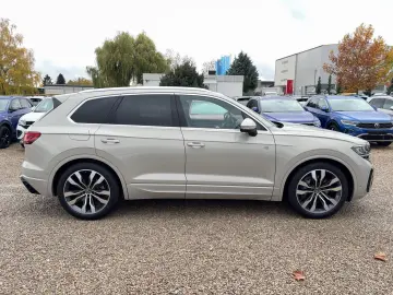 VW Touareg R-Line TSi Adaptivfahrwerk  Wankstabili.