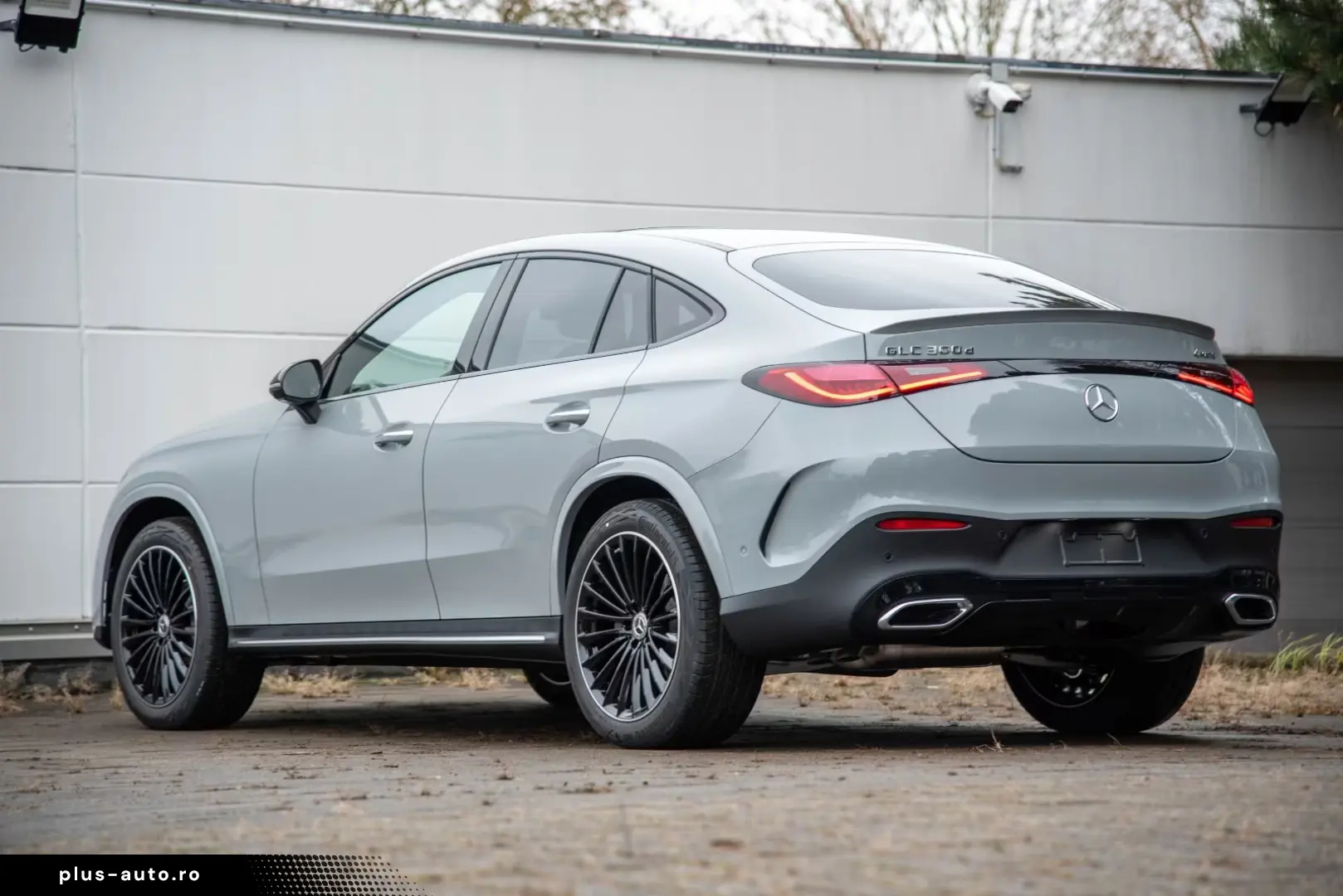 Mercedes-Benz GLC 300 d Coupé AMG AIRM PANO