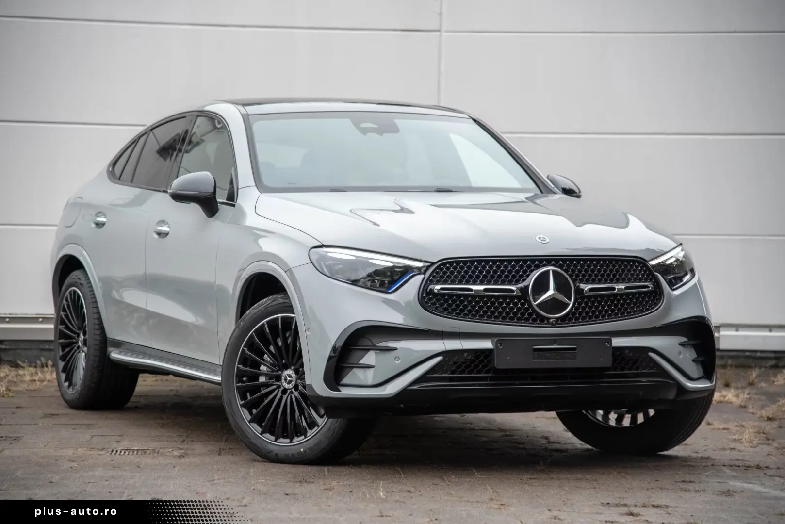 Mercedes-Benz GLC 300 d Coupé AMG AIRM PANO