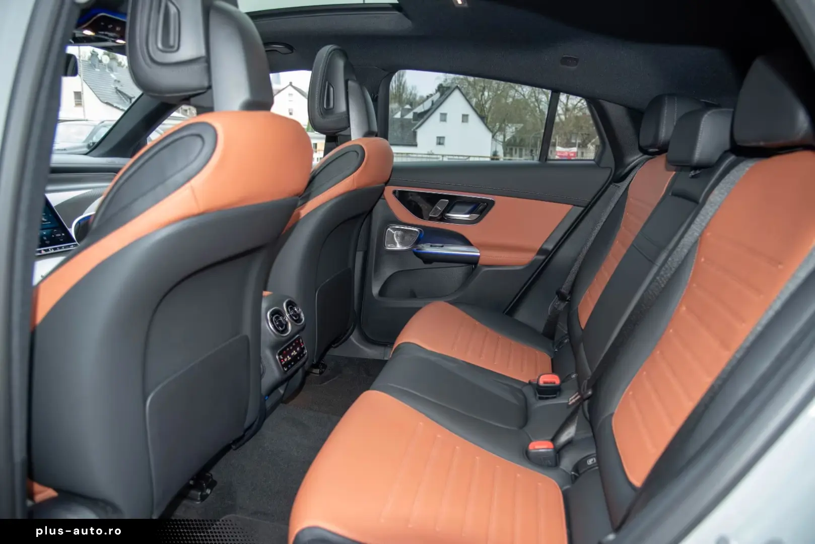 Mercedes-Benz GLC 300 d Coupé AMG AIRM PANO