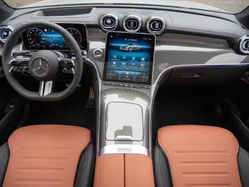 Mercedes-Benz GLC 300 d Coupé AMG AIRM PANO