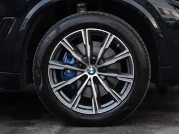 BMW X5 xDrive40i M-Sport