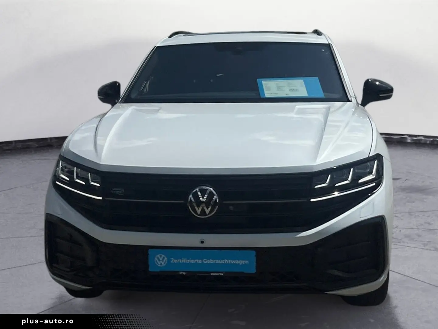 VW Touareg TDI R-Line AHK Adaptivfahrwerk HUD Pano