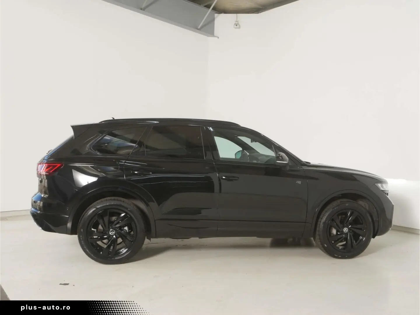 VW Touareg 3.0 TDI V6 4Motion R-Line Black Style