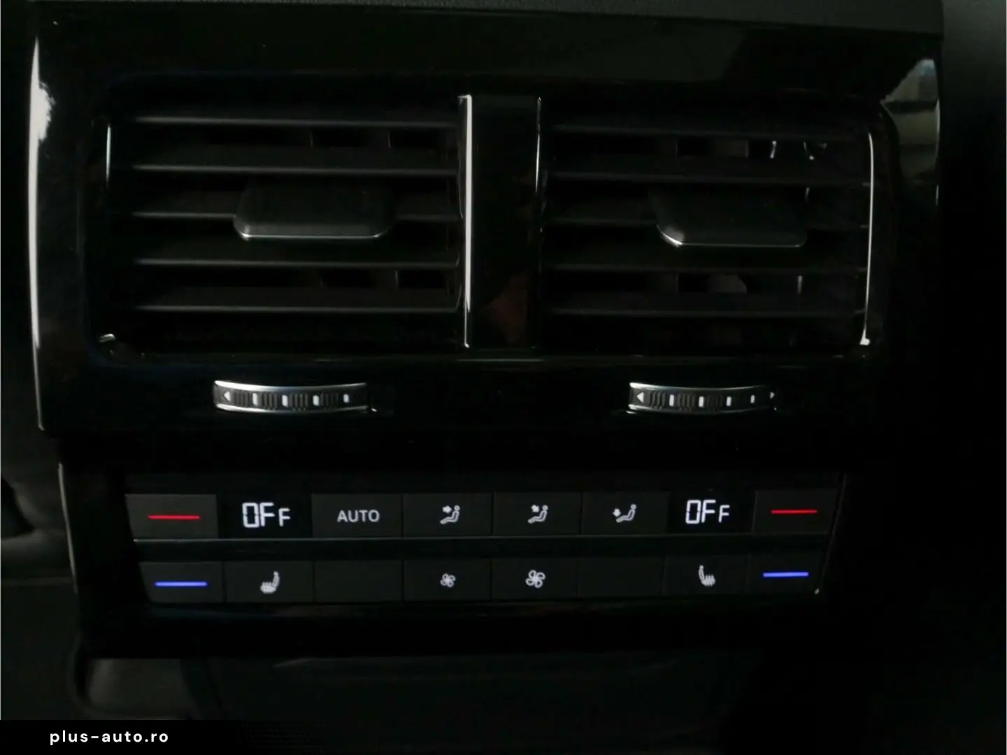 VW Touareg 3.0 TDI V6 4Motion R-Line Black Style