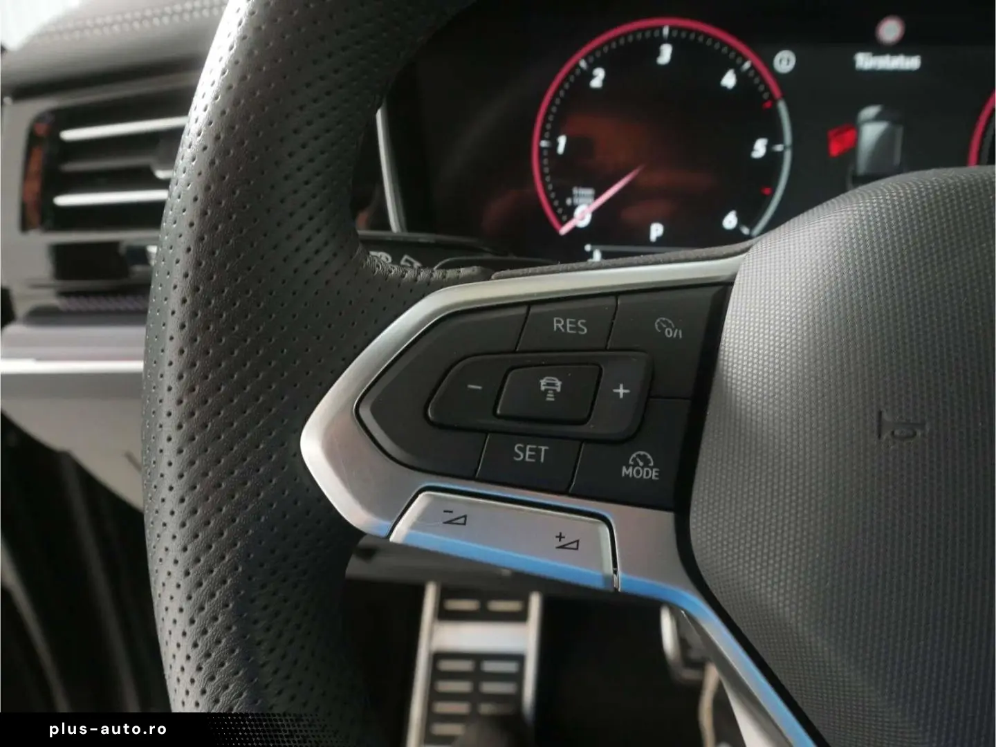 VW Touareg 3.0 TDI V6 4Motion R-Line Black Style