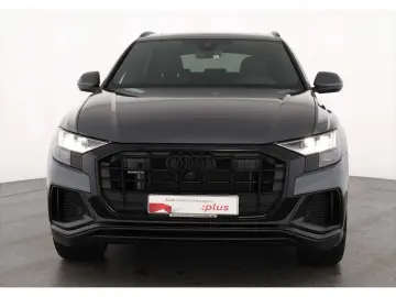 AUDI Q8 55 TFSI quattro S line