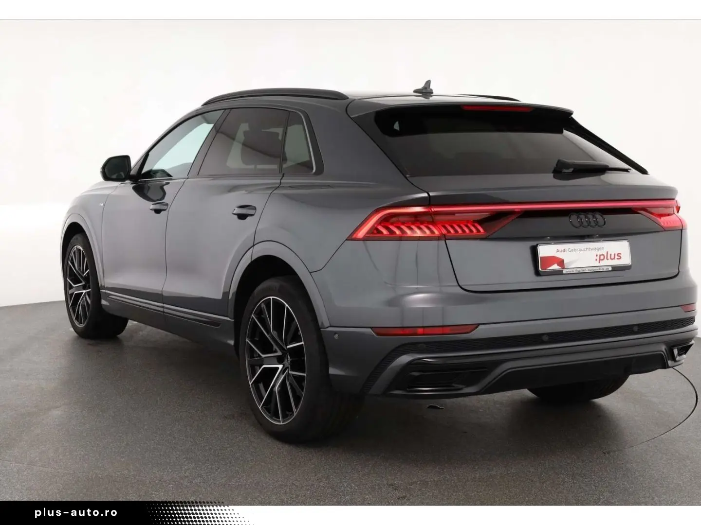 AUDI Q8 55 TFSI quattro S line