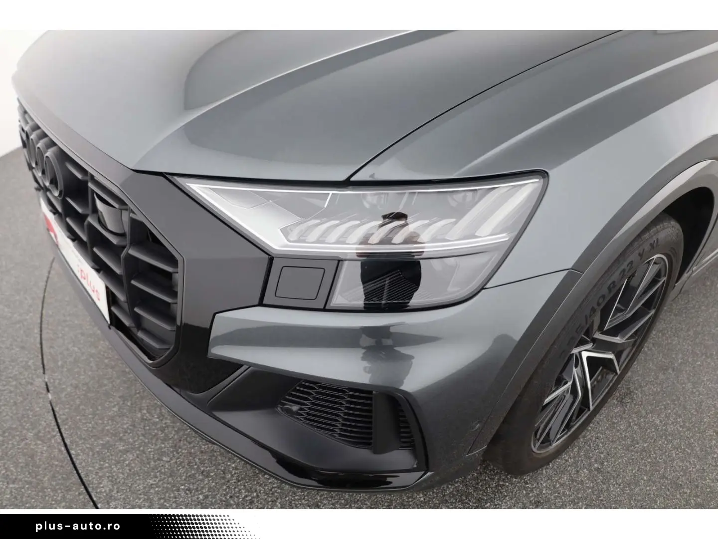AUDI Q8 55 TFSI quattro S line