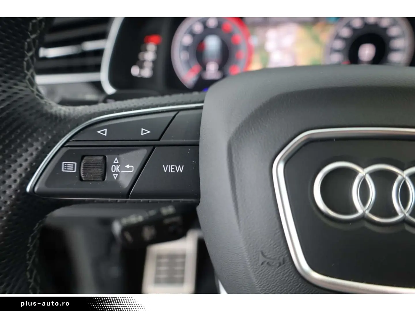 AUDI Q8 55 TFSI quattro S line