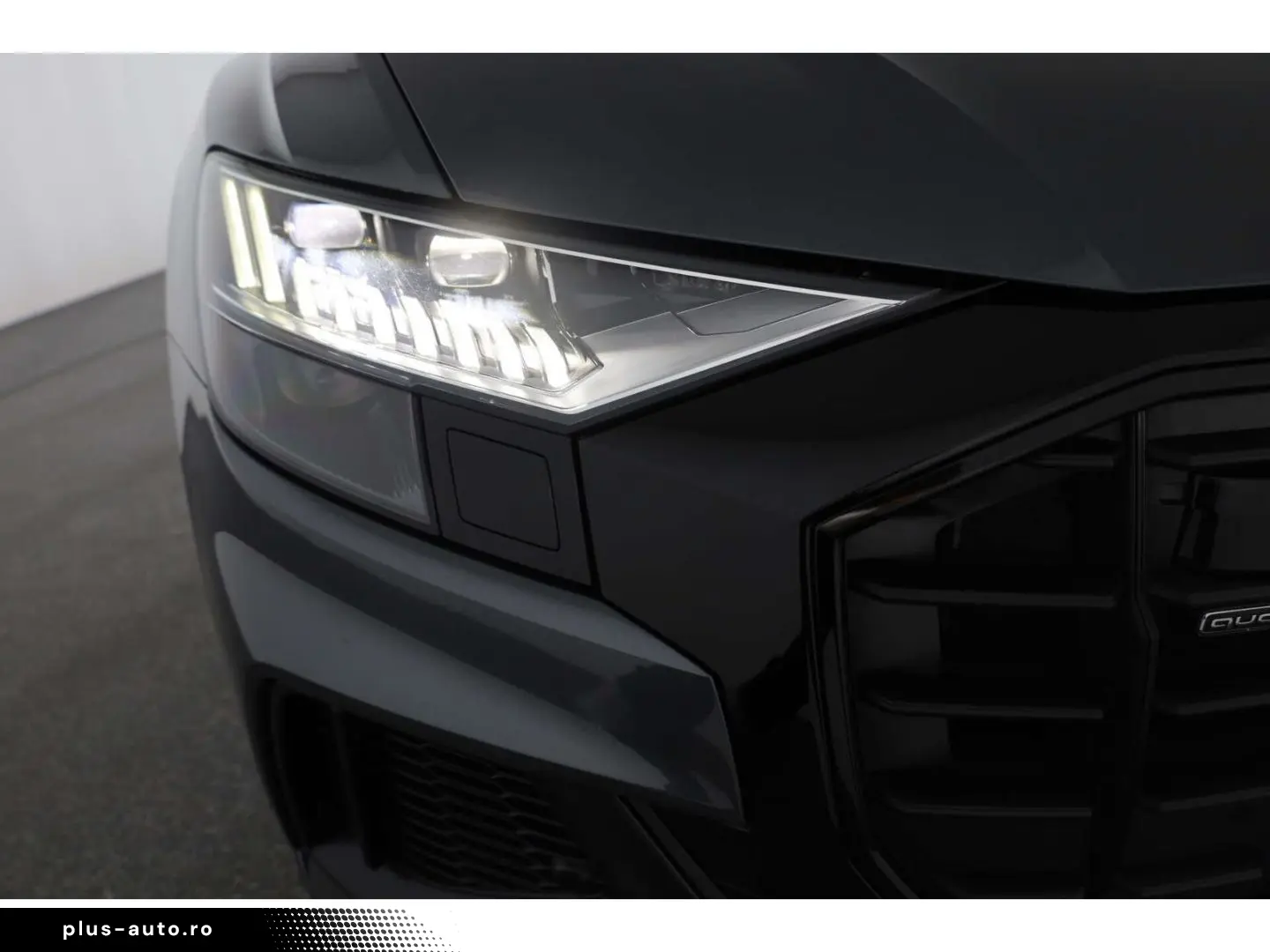 AUDI Q8 55 TFSI quattro S line