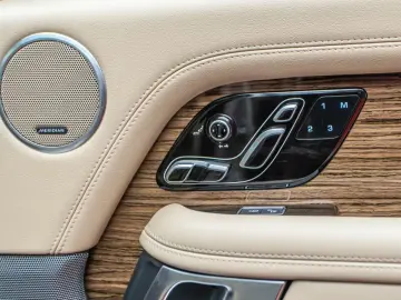 Land Rover Range Rover Vogue