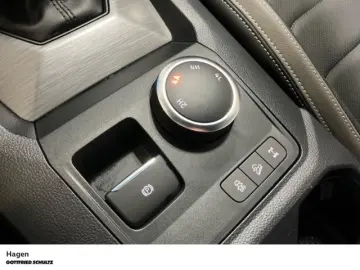 VW Amarok 3.0 TDI 4M DoKa Aventura IQ.Light AHK ACC