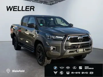 TOYOTA Hilux 4x4 Double Cab Invincible  AHK 360  Leder