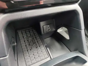 FORD Ranger 2.0 Tremor e-4WD DoKa  AHK  Navi  RFK  AC