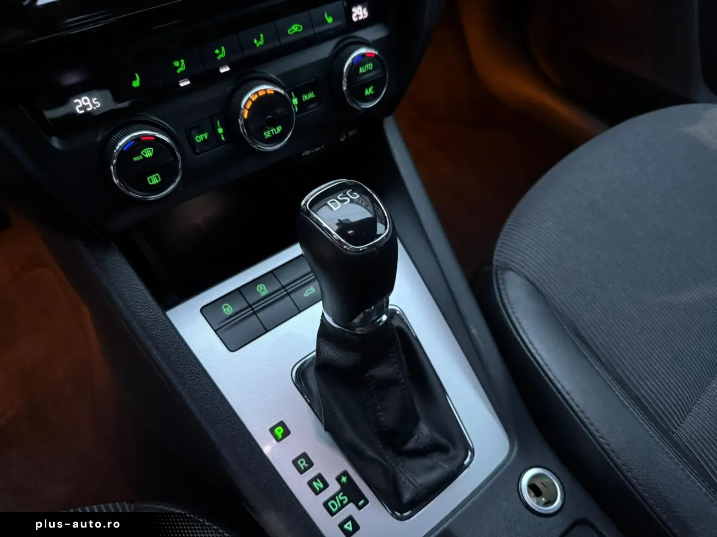 SKODA OCTAVIA 2015 AUTOMATA 2.0 TDI – TRANSPORT GRATUIT