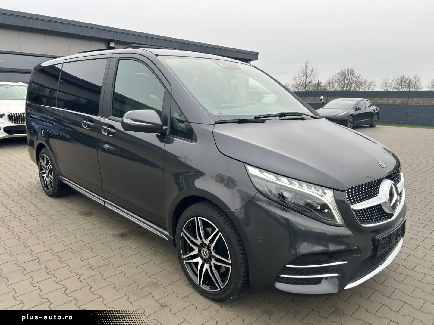 MERCEDES-BENZ V300d 4M Lang AMG -7S-Pano-Burmes-2xEl&hellip;