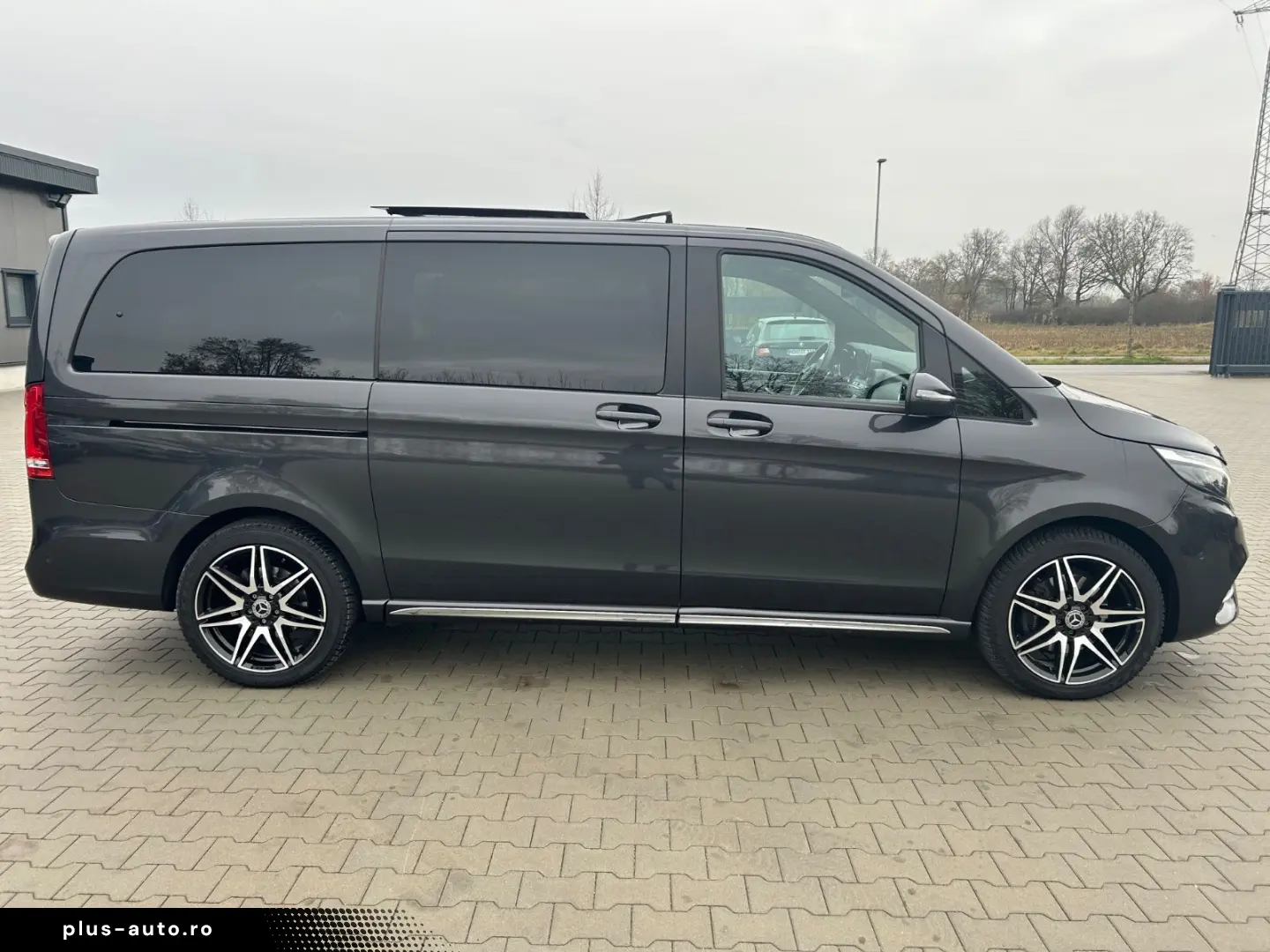 MERCEDES-BENZ V300d 4M Lang AMG -7S-Pano-Burmes-2xEl&hellip;