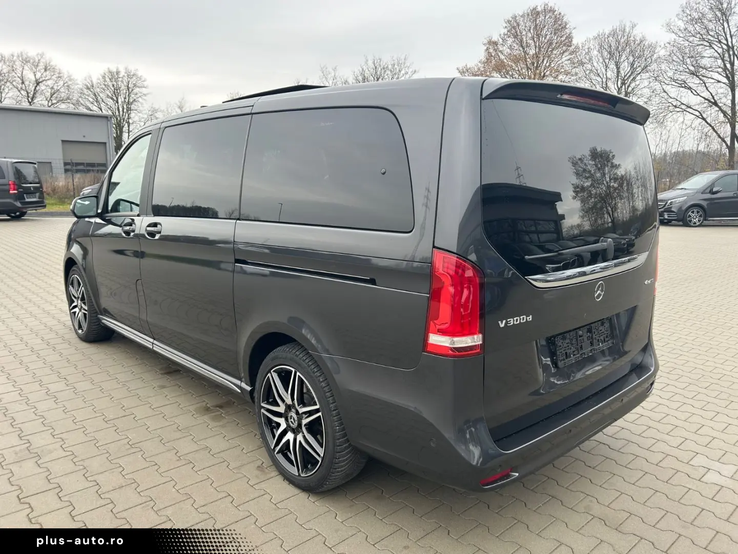 MERCEDES-BENZ V300d 4M Lang AMG -7S-Pano-Burmes-2xEl&hellip;