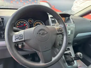 OPEL ZAFIRA – TRANSPORT GRATUIT