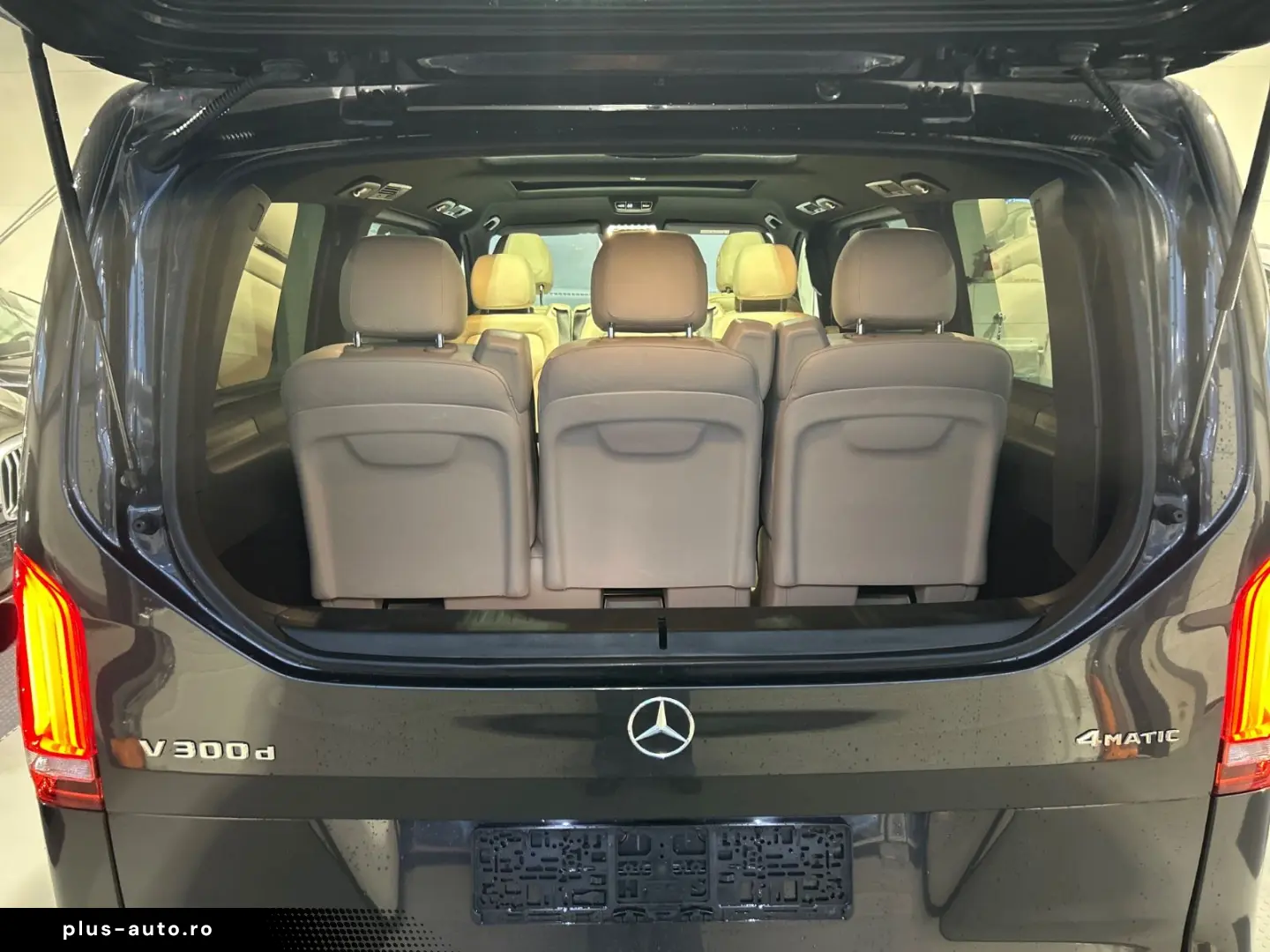 MERCEDES-BENZ V300d 4M Lang AMG -8S-Pano-2xEl.Tür-36&hellip;